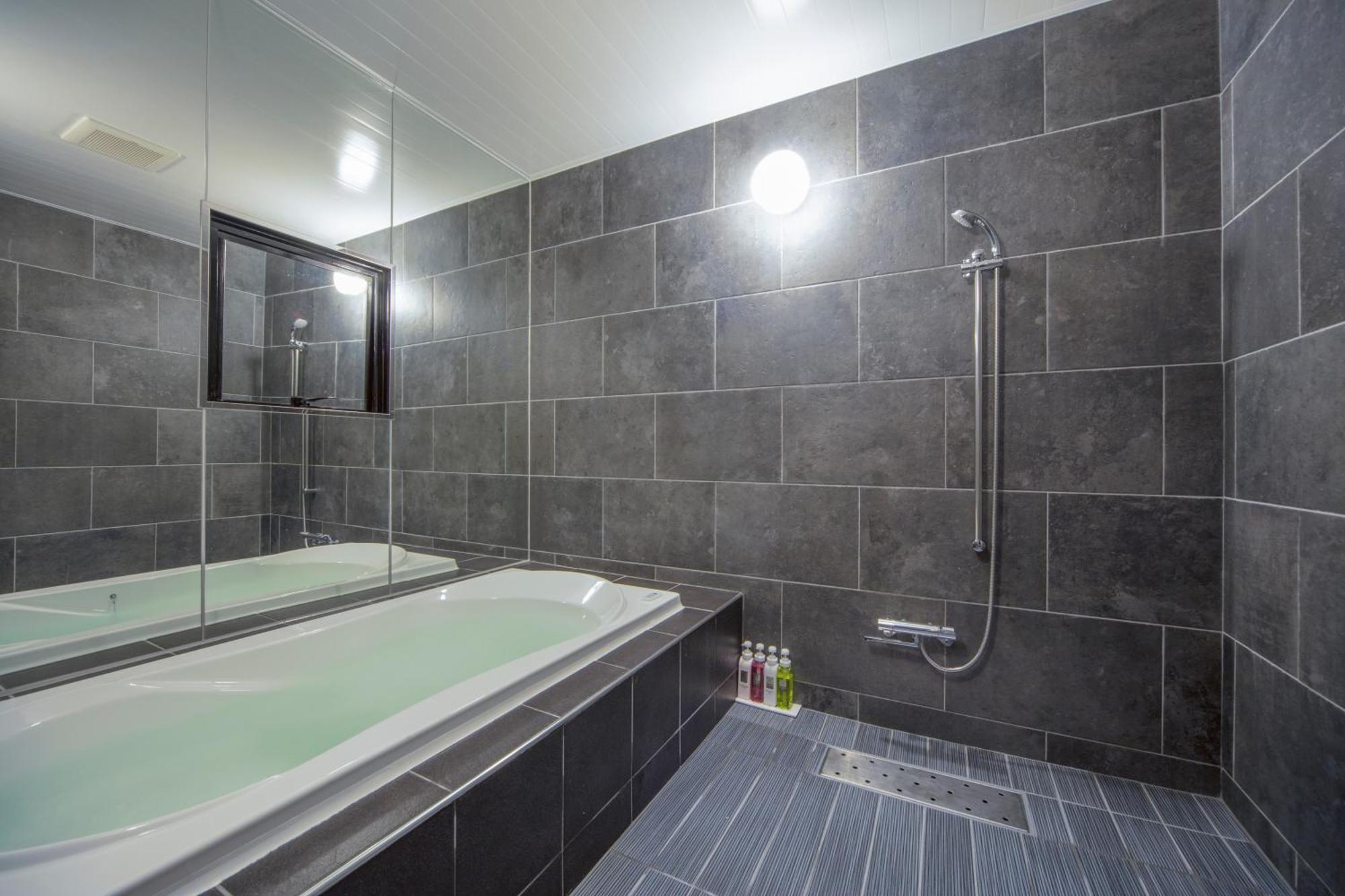 אוסקה Hotel Noah Resort Sakuranomiya (Adults Only) מראה חיצוני תמונה