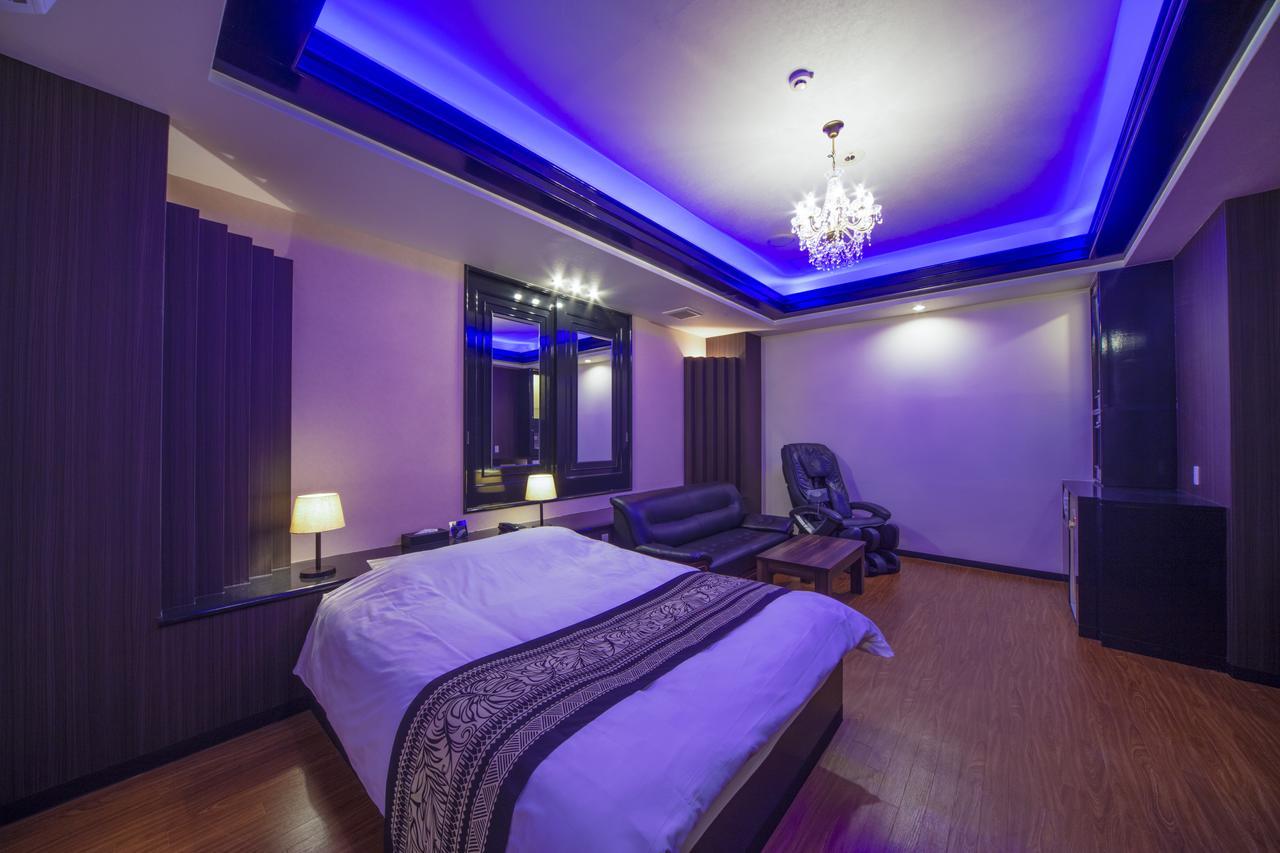 אוסקה Hotel Noah Resort Sakuranomiya (Adults Only) מראה חיצוני תמונה